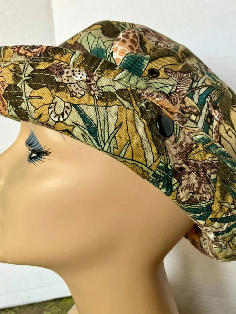 Vintage Bucket hat with snaps and animal collage print
